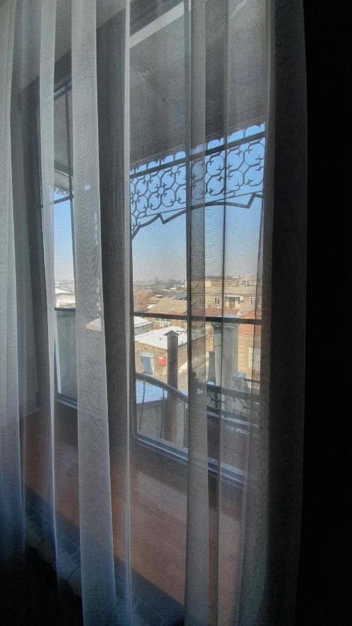 Jinjotel Gyumri Bagian luar foto
