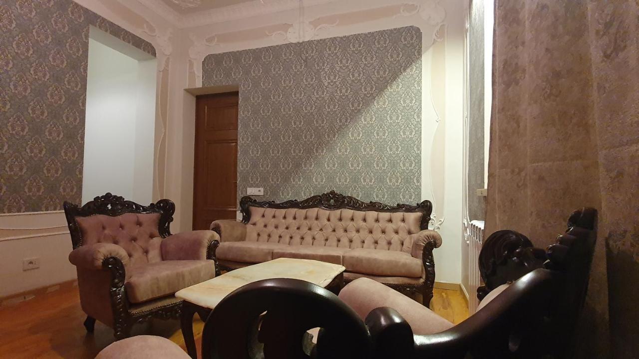 Jinjotel Gyumri Bagian luar foto